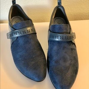 Womens Navy Blue JBU shoes